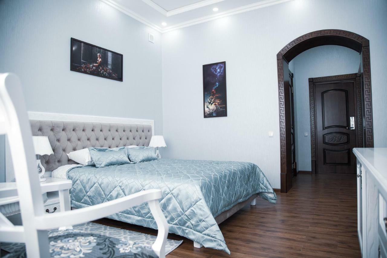 Bravolyuks Hotel Ургенч Екстер'єр фото