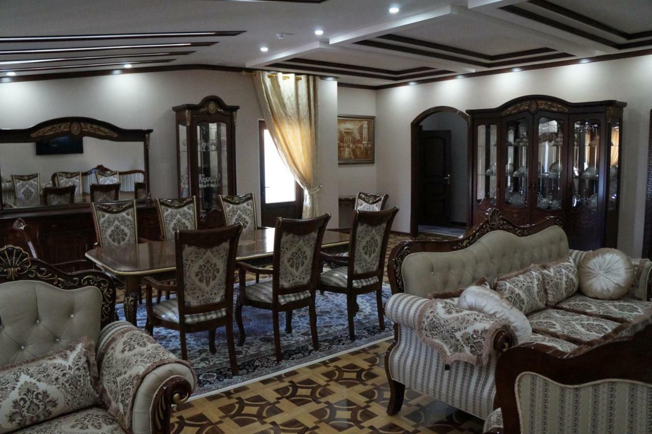 Bravolyuks Hotel Ургенч Екстер'єр фото